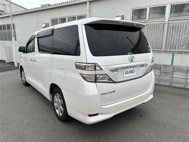 トヨタ ヴェルファイア 大阪府 2011(平23)年 12万km ホワイトパールクリスタルシャイン ”(株)IDOMが運営する【じしゃロン堺店】の自社ローン専用車両になります。/こちらは現金またはオートローンご利用時の価格です。自社ローンご希望の方は別途その旨お申付け下さい”