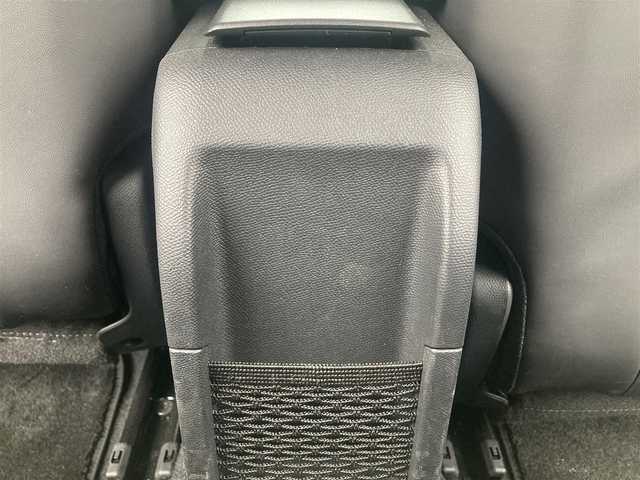 ＤＳオートモビル シトロエン ＤＳ３ クロスバック オペラ ブルーHDi 熊本県 2023(令5)年 1.3万km グレーⅡ ・スマートキー/・プッシュスタート/・レーンキープアシスト/・アクティブセーフティブレーキ/・道路標識認識/・ブラインドスポットモニター/・パーキングセンサー/・インテリジェントハイビーム/・アダプティブライト/・クルーズコントロール(追従式)/・黒革シート/・D席パワーシート/・前席シートヒーター /・純正メモリナビ/　【Bluetooth・USB・AppleCarPlay・AndroidAuto】/・バックカメラ＆フロントカメラ/・ワイヤレス充電/・ETC/・LEDヘッドランプ/・純正マット