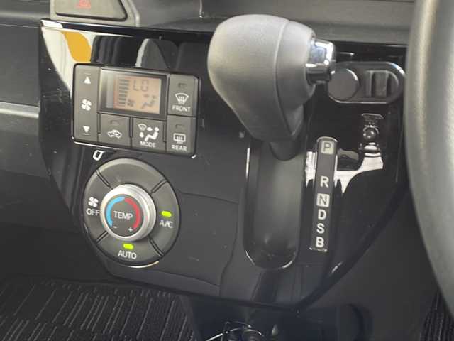 トヨタ ピクシスメガ L SAⅡ 静岡県 2017(平29)年 4.2万km タングステングレーM 外部検査実施済み/純正SDナビ（NSCD-W66）/（ワンセグTV/Bluetooth）/バックカメラ/ETC/両側パワースライドドア/スマートアシストII/・衝突回避支援ブレーキ機能/・誤発進抑制制御機能/・車線逸脱機能/横滑り防止機能/純正14インチアルミホイール/スマートキー/オートライト/純正フロアマット/スペアキー1本/保証書/取扱説明書