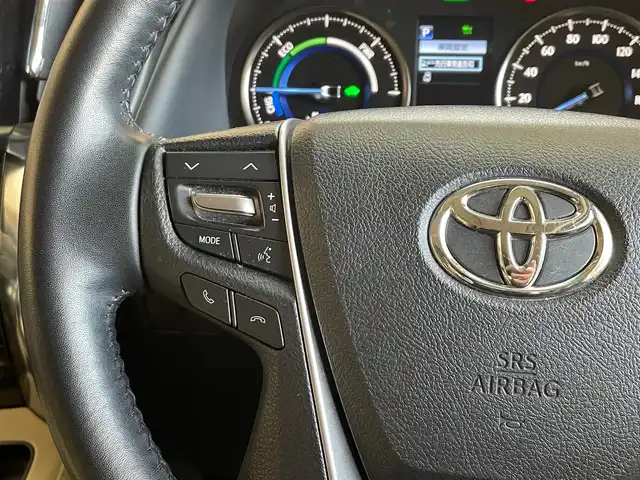 トヨタ アルファードハイブリット X 岩手県 2019(令1)年 5.7万km ホワイトパールクリスタルシャイン ４WD/ツインムーンルーフ/ALPINE10.1型後席モニター/ALPINEビッグX９型ナビ/両側パワースライドドア/トヨタセーフティセンス/レーダークルーズコントロール/レーンアシスト/プリクラッシュセーフティ/オートマチックハイビーム/クリアランスソナー/横滑り防止装置/オートブレーキホールド/ステアリングスイッチ/バックカメラ/ETC/ドライブレコーダー/MTモード付きAT/LEDヘッドランプ/純正16インチアルミホイール