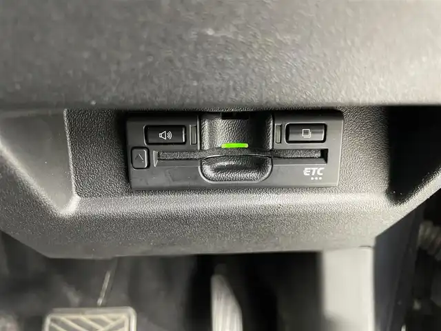 スズキ ジムニー XC 埼玉県 2021(令3)年 1.9万km ブルーイッシュブラックパール3 純正ナビ　CN-RZ866/(Bluetooth/USB/CD/DVD/ipod/AM/FM)/地デジフルセグ/ETC/4WD/クルーズコントロール/車線逸脱警報/アイドリングストップ/ヘッドライトウォッシャー/前席シートヒーター/ステアリングリモコン/プッシュスタート/ルーフキャリア/純正フロアマット/純正16インチアルミホイール