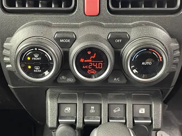 スズキ ジムニー XC 埼玉県 2021(令3)年 1.9万km ブルーイッシュブラックパール3 純正ナビ　CN-RZ866/(Bluetooth/USB/CD/DVD/ipod/AM/FM)/地デジフルセグ/ETC/4WD/クルーズコントロール/車線逸脱警報/アイドリングストップ/ヘッドライトウォッシャー/前席シートヒーター/ステアリングリモコン/プッシュスタート/ルーフキャリア/純正フロアマット/純正16インチアルミホイール