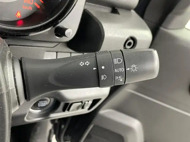 スズキ ジムニー XC 埼玉県 2021(令3)年 1.9万km ブルーイッシュブラックパール3 純正ナビ　CN-RZ866/(Bluetooth/USB/CD/DVD/ipod/AM/FM)/地デジフルセグ/ETC/4WD/クルーズコントロール/車線逸脱警報/アイドリングストップ/ヘッドライトウォッシャー/前席シートヒーター/ステアリングリモコン/プッシュスタート/ルーフキャリア/純正フロアマット/純正16インチアルミホイール
