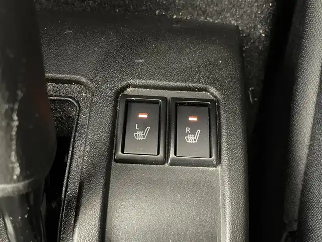 スズキ ジムニー XC 埼玉県 2021(令3)年 1.9万km ブルーイッシュブラックパール3 純正ナビ　CN-RZ866/(Bluetooth/USB/CD/DVD/ipod/AM/FM)/地デジフルセグ/ETC/4WD/クルーズコントロール/車線逸脱警報/アイドリングストップ/ヘッドライトウォッシャー/前席シートヒーター/ステアリングリモコン/プッシュスタート/ルーフキャリア/純正フロアマット/純正16インチアルミホイール