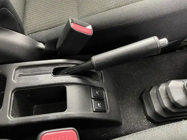 スズキ ジムニー XC 埼玉県 2021(令3)年 1.9万km ブルーイッシュブラックパール3 純正ナビ　CN-RZ866/(Bluetooth/USB/CD/DVD/ipod/AM/FM)/地デジフルセグ/ETC/4WD/クルーズコントロール/車線逸脱警報/アイドリングストップ/ヘッドライトウォッシャー/前席シートヒーター/ステアリングリモコン/プッシュスタート/ルーフキャリア/純正フロアマット/純正16インチアルミホイール