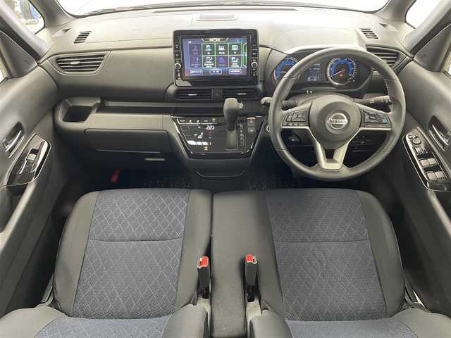 日産 ルークス HWS Gターボ プロパイロットED 滋賀県 2020(令2)年 0.7万km ホワイトパール 禁煙車/純正９型ナビ/CD/DVD/SD/Bluetooth/フルセグTV/前ドラレコ/電動パーキング/オートホールド/両側パワースライドドア/インテリジェント エマージェンシーブレーキ/踏み間違い衝突防止アシスト/車線逸脱警報（LDW）＋車線逸脱防止支援（LDP）/ブラインドスポットワーニング（BSW）/リヤクロストラフィックアラート（RCTA）/前方衝突予測警報（PFCW）/プロパイロット（運転支援機能）/インテリジェントアラウンドビューモニター（全方位カメラ）＋移動物検知（MOD）/ハイビームアシスト（自動ハイ/ロービーム切替）/先行車発進お知らせ機能/オートクルーズコントロール/ＬＥＤヘッドライト/オートライト/純正アルミホイール