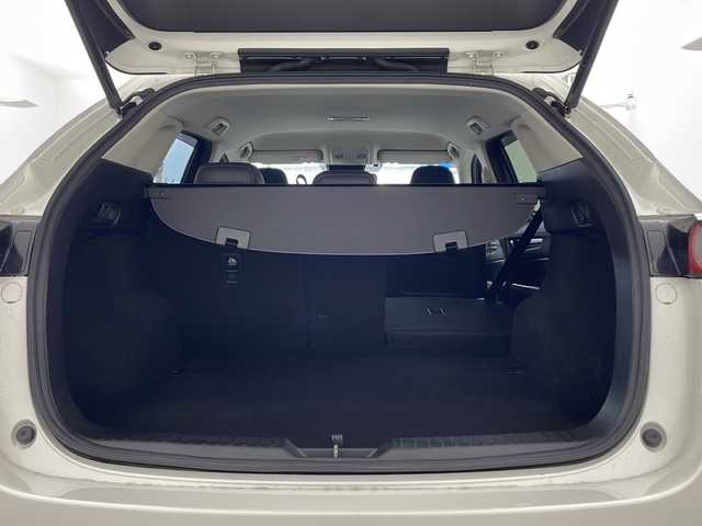 マツダ ＣＸ－５ 25S Lパッケージ 兵庫県 2017(平29)年 6.4万km スノーフレイクホワイトパールマイカ ・純正SDナビ/CD/DVD/Bluetooth/USB/AUX/・レーダークルーズコントロール/・バックカメラ/・サイドカメラ/・LEDヘッドライト/・オートライト/・ヘッドアップディスプレイ/・衝突被害軽減システム/・ブラインドスポットモニター/・前後コーナーセンサー/・レーンキープアシスト/・レザーシート/・パワーシート（D席＋N席）/・メモリシート（D席）/・全席ヒートシーター/・パワーバックドア/・純正19インチアルミホイール/・純正フロアマット/・革巻きステアリング/・ステアリングリモコン/・ステアリングヒーター/・ETC/・アイドリングストップ/・スマートキー