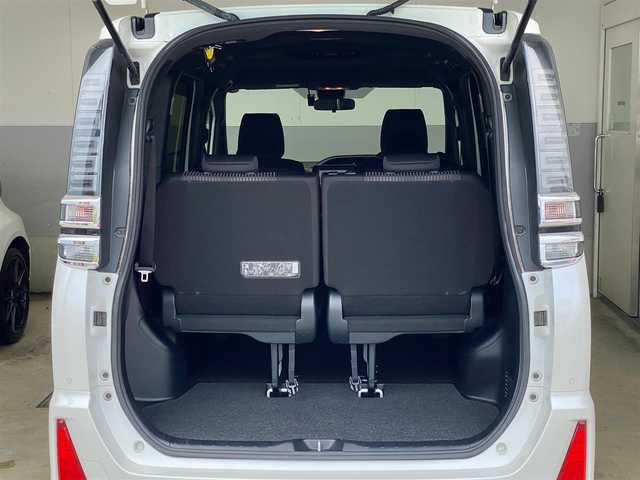 トヨタ ヴォクシー ZS 煌Ⅱ 岐阜県 2019(平31)年 5.8万km ホワイトパールクリスタルシャイン 特別仕様車/トヨタセーフティセンス/・プリクラッシュセーフティ【PCS】/・オートマチックハイビーム【AHB】/・レーンディパーチャーアラート【LDA】/クルーズコントロール/クリアランスソナー前後/純正SDナビ（NSZT-W68T）/（フルセグTV/CD/DVD/Bluetooth）/バックカメラ/両側パワースライドドア/Bi-Beam LEDヘッドライト/革巻きステアリング/MTモード付AT/リヤオートエアコン/純正16インチAW/純正フロアマット/純正ドアバイザー/純正ドライブレコーダー/純正ビルトインETC
