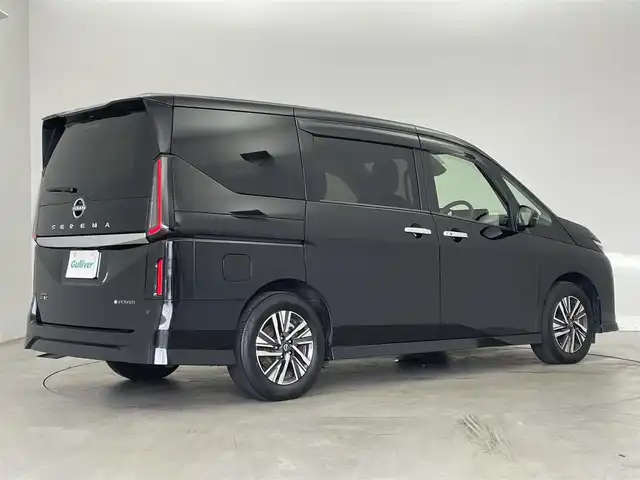 日産 セレナ e－パワー ハイウェイスター V 埼玉県 2023(令5)年 2.5万km ダイヤモンドブラック 12.3インチナビ フリップダウンモニター アラウンドビューモニター プロパイロット BSI インテリジェントルームミラー エマージェンシーブレーキ LEDオートライト 両側パワースライドドア