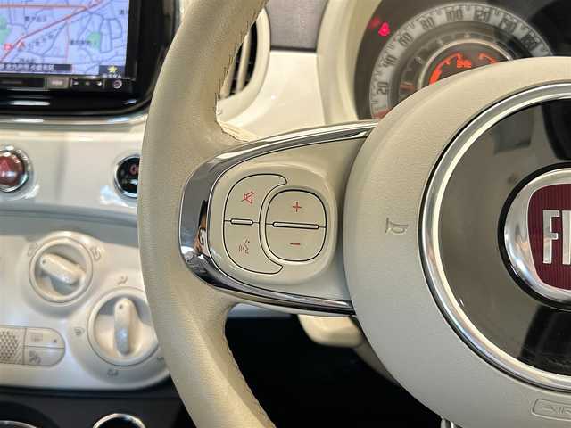 フィアット ５００ 1．2 ポップ 福岡県 2018(平30)年 5.1万km 白 カロッツェリアナビＡＶＩＣ－ＲＺ８０１　/バックカメラ　/フルセグＴＶ　/ＢｌｕｅＴｏｏｔｈ接続　/ＵＳＢ　/ＡＵＸ　/ＣＤ／ＤＶＤ再生　/アイドリングストップ　/リモコンキー　/スペアキー　/ＥＴＣ　/ワンオーナー