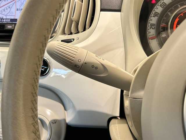フィアット ５００ 1．2 ポップ 福岡県 2018(平30)年 5.1万km 白 カロッツェリアナビＡＶＩＣ－ＲＺ８０１　/バックカメラ　/フルセグＴＶ　/ＢｌｕｅＴｏｏｔｈ接続　/ＵＳＢ　/ＡＵＸ　/ＣＤ／ＤＶＤ再生　/アイドリングストップ　/リモコンキー　/スペアキー　/ＥＴＣ　/ワンオーナー
