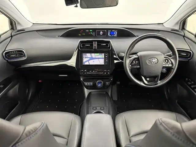 トヨタ プリウス Sツーリングセレクション 福岡県 2020(令2)年 3.1万km アティチュードブラックマイカ モデリスタエアロ　/純正ＳＤナビ　/バックカメラ　/ビルトインＥＴＣ　/ドライブレコーダー　/衝突軽減　/レーダークルーズコントロール　/コーナーセンサー　/レーンキープ　/オートマチックハイビーム　/シートヒーター