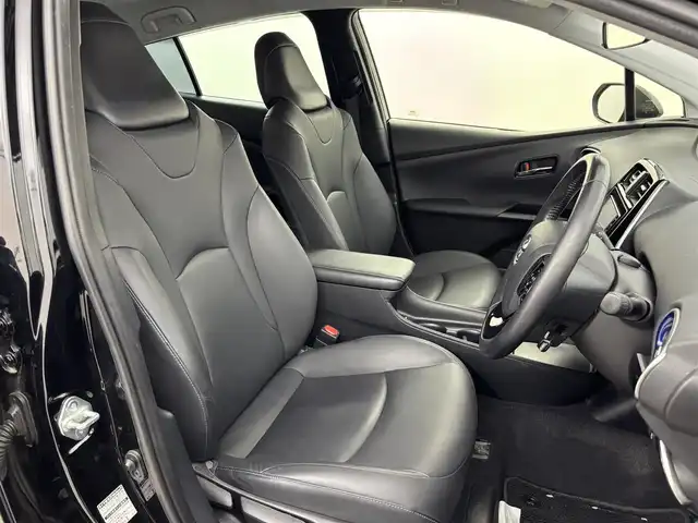 トヨタ プリウス Sツーリングセレクション 福岡県 2020(令2)年 3.1万km アティチュードブラックマイカ モデリスタエアロ　/純正ＳＤナビ　/バックカメラ　/ビルトインＥＴＣ　/ドライブレコーダー　/衝突軽減　/レーダークルーズコントロール　/コーナーセンサー　/レーンキープ　/オートマチックハイビーム　/シートヒーター