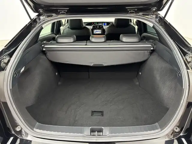 トヨタ プリウス Sツーリングセレクション 福岡県 2020(令2)年 3.1万km アティチュードブラックマイカ モデリスタエアロ　/純正ＳＤナビ　/バックカメラ　/ビルトインＥＴＣ　/ドライブレコーダー　/衝突軽減　/レーダークルーズコントロール　/コーナーセンサー　/レーンキープ　/オートマチックハイビーム　/シートヒーター