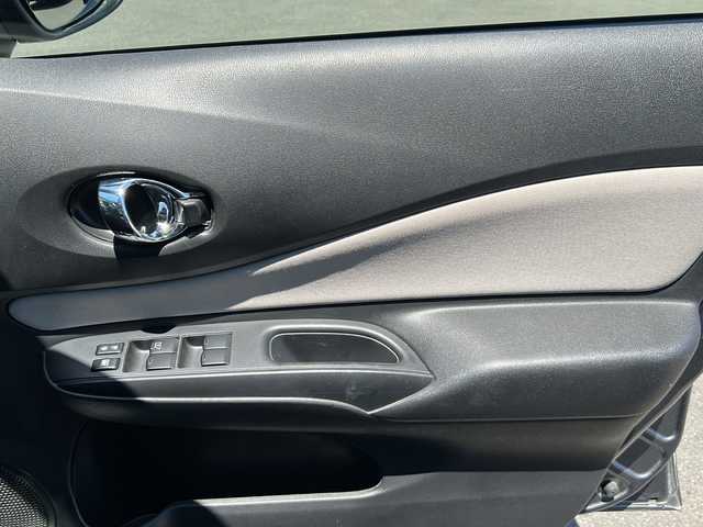 日産 ノート e－パワー X Vセレクション 茨城県 2020(令2)年 2.3万km グレー 横滑り防止装置/衝突被害軽減システム/コーナーセンサー/レーンキープアシスト/オートライト/LEDヘッドライト/Bluetooth/ETC/バックカメラ/フルセグTV/純正SDナビ/パーキングアシスト/冷房AAC/スマートキー/ドライブレコーダー/純正フロアマット/15インチ純正アルミホイール