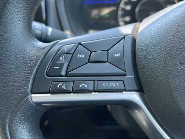 日産 ノート e－パワー X Vセレクション 茨城県 2020(令2)年 2.3万km グレー 横滑り防止装置/衝突被害軽減システム/コーナーセンサー/レーンキープアシスト/オートライト/LEDヘッドライト/Bluetooth/ETC/バックカメラ/フルセグTV/純正SDナビ/パーキングアシスト/冷房AAC/スマートキー/ドライブレコーダー/純正フロアマット/15インチ純正アルミホイール