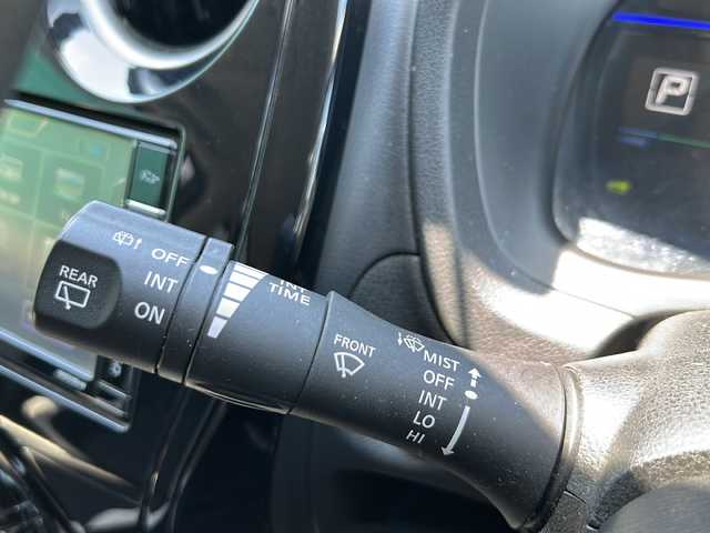 日産 ノート e－パワー X Vセレクション 茨城県 2020(令2)年 2.3万km グレー 横滑り防止装置/衝突被害軽減システム/コーナーセンサー/レーンキープアシスト/オートライト/LEDヘッドライト/Bluetooth/ETC/バックカメラ/フルセグTV/純正SDナビ/パーキングアシスト/冷房AAC/スマートキー/ドライブレコーダー/純正フロアマット/15インチ純正アルミホイール
