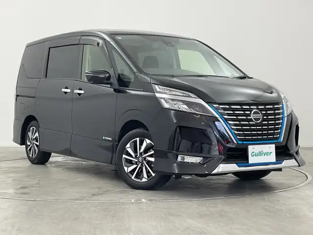 日産 セレナ e－パワー ハイウェイスター V 群馬県 2022(令4)年 1.8万km ダイヤモンドブラック 純正10型ナビ　純正11型後席モニター　全周囲カメラ　デジタルインナーミラー　プロパイロット　ハンズフリー両側電動スライドドア　純正ドライブレコーダー　電動サイドブレーキ　LED フォグ　禁煙車