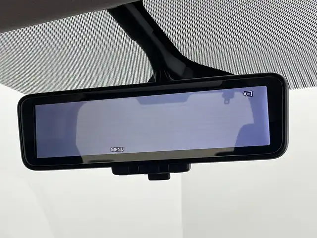 日産 セレナ e－パワー ハイウェイスター V 群馬県 2022(令4)年 1.8万km ダイヤモンドブラック 純正10型ナビ　純正11型後席モニター　全周囲カメラ　デジタルインナーミラー　プロパイロット　ハンズフリー両側電動スライドドア　純正ドライブレコーダー　電動サイドブレーキ　LED フォグ　禁煙車