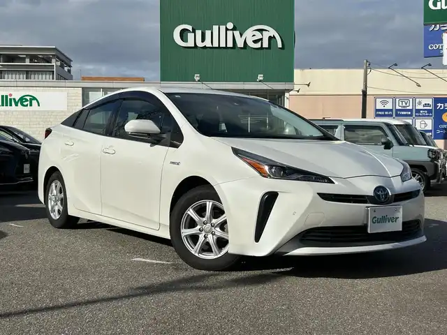 トヨタ プリウス S 石川県 2019(平31)年 6.6万km ホワイトパールクリスタルシャイン カロッツェリアナビ/前後ドライブレコーダー/ETC/フルセグテレビ/バックカメラ/プッシュスタート/クルーズコントロール/スタッドレスアルミSET/ドアバイザー/ウィンカーミラー/LEDヘッドライト