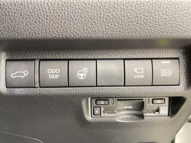 トヨタ ＲＡＶ４ ハイブリッドG 道央・札幌 2023(令5)年 2.9万km プラチナホワイトパールマイカ ・４WD /ハイブリッド/・モデリスタエアロF.S.R/・トヨタセーフティーセンス/・プリクラッシュセーフティー/・レーダークルーズコントロール/・ブラインドスポットモニター/・純正10インチディスプレイ/・ナビ.Bluetooth.フルセグ.miracast/・パノラミックビューモニター/・パワーバックドア /・レザーシート/パワーシート/・ベンチレーション/・ステアリングヒーター/・LEDライト/オートハイビーム/・ビルトインETC/・スマートキーx２