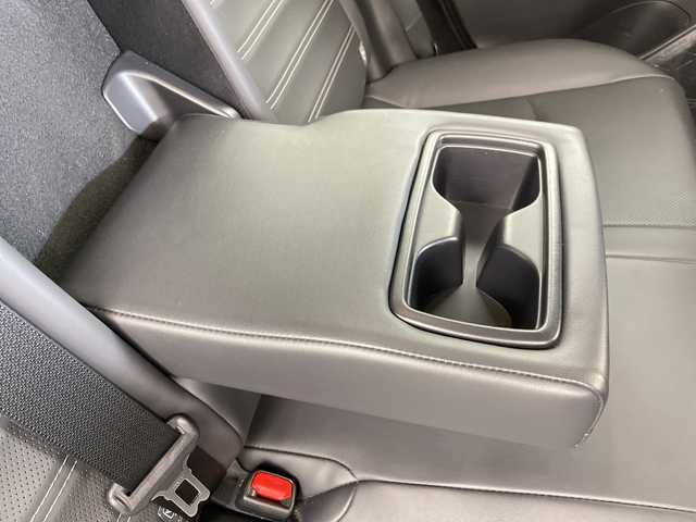 トヨタ ＲＡＶ４ ハイブリッドG 道央・札幌 2023(令5)年 2.9万km プラチナホワイトパールマイカ ・４WD /ハイブリッド/・モデリスタエアロF.S.R/・トヨタセーフティーセンス/・プリクラッシュセーフティー/・レーダークルーズコントロール/・ブラインドスポットモニター/・純正10インチディスプレイ/・ナビ.Bluetooth.フルセグ.miracast/・パノラミックビューモニター/・パワーバックドア /・レザーシート/パワーシート/・ベンチレーション/・ステアリングヒーター/・LEDライト/オートハイビーム/・ビルトインETC/・スマートキーx２