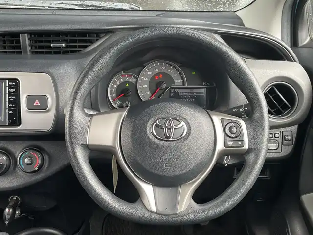 トヨタ ヴィッツ F 神奈川県 2014(平26)年 7.1万km クールソーダメタリック 1セグTV/Bluetooth/前方ドラレコ/ステアリングリモコン