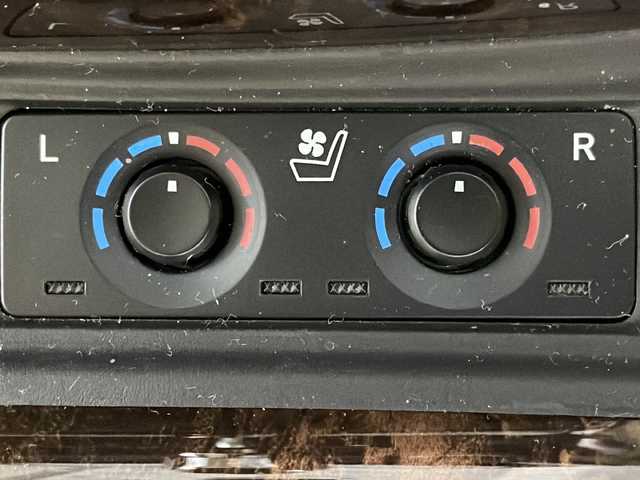 トヨタ アルファードハイブリット G 広島県 2019(令1)年 3.5万km ラグジュアリーホワイトパールクリスタルシャインガラスフレーク 白革シート/JBLプレミアムサウンド/パノラミックビューモニター/ALPINE12.8型フリップダウンモニター/純正9型ナビ（フルセグTV/Bluetooth）/3眼LEDヘッドランプ/デジタルインナーミラー/パワーバックドア/パワーシート/ポジションメモリー/シートヒーター/ベンチレーション/セーフティセンス/・プリクラッシュセーフティ/・レーントレーシングアシスト/・アダプティブハイビーム/・レーダークルーズコントロール/クリアランスソナー/ブラインドスポットモニター/ETC2.0/ドライブレコーダー/USB入力端子