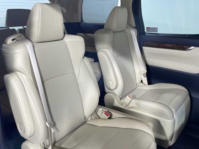 トヨタ アルファードハイブリット G 広島県 2019(令1)年 3.5万km ラグジュアリーホワイトパールクリスタルシャインガラスフレーク 白革シート/JBLプレミアムサウンド/パノラミックビューモニター/ALPINE12.8型フリップダウンモニター/純正9型ナビ（フルセグTV/Bluetooth）/3眼LEDヘッドランプ/デジタルインナーミラー/パワーバックドア/パワーシート/ポジションメモリー/シートヒーター/ベンチレーション/セーフティセンス/・プリクラッシュセーフティ/・レーントレーシングアシスト/・アダプティブハイビーム/・レーダークルーズコントロール/クリアランスソナー/ブラインドスポットモニター/ETC2.0/ドライブレコーダー/USB入力端子