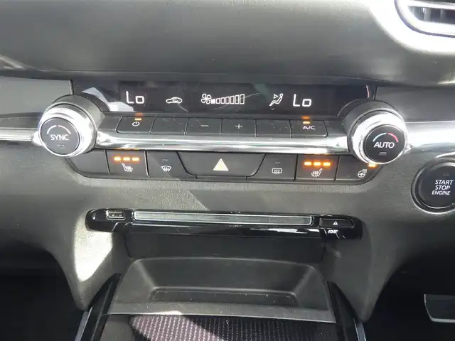 マツダ ＣＸ－３０ 20S プロアクティブツーリングセレ 千葉県 2019(令1)年 4.8万km チタニウムフラッシュマイカ i-ACTIVSENSE/・スマートブレーキサポート/・ブラインドスポットモニタリング/・レーンキープ・アシスト・システム/アクティブ・ドライビング・ディスプレイ/パワーバックドア/純正SDナビ/地デジTV/【DVD/CD再生機能　Bluetooth接続】/【Apple CarPlay　Android Auto対応】/360°ビュー・モニター/ドライブレコーダー/BOSEサウンド/前席シートヒーター/革巻きステアリング/ステアリングスイッチ/パドルシフト/LEDヘッドライト/ウインカーミラー/コーナーセンサー/純正18インチアルミホイル/サイド/カーテンエアバッグ/アドバンストキーレスエントリー