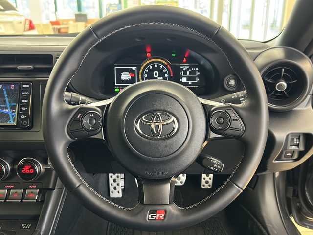 トヨタ ＧＲ８６ SZ 道央・札幌 2022(令4)年 2.4万km マグネタイトグレーメタリック ・ワンオーナー/・純正ナビ/ワンセグTV/CD/BT/・バックカメラ/・クルーズコントロール/・LEDヘッドライト/・ETC/・横滑り防止/・プッシュスタート/・スマートキー/・電格ミラー/・ミラーヒーター