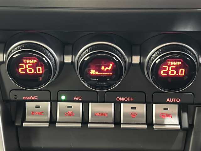 トヨタ ＧＲ８６ SZ 道央・札幌 2022(令4)年 2.4万km マグネタイトグレーメタリック ・ワンオーナー/・純正ナビ/ワンセグTV/CD/BT/・バックカメラ/・クルーズコントロール/・LEDヘッドライト/・ETC/・横滑り防止/・プッシュスタート/・スマートキー/・電格ミラー/・ミラーヒーター