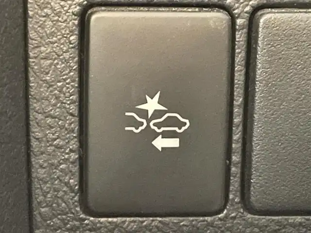 トヨタ アルファード S Cパッケージ 愛知県 2016(平28)年 8.7万km ホワイトパールクリスタルシャイン 純正10インチナビ/（Bluetooth/AM/FM/フルセグTV/CD）/サンルーフ/フリップダウンモニター/衝突軽減ブレーキ/両側電動スライドドア/レーダークルーズコントロール/三眼LEDヘッドライト/ETC/バックカメラ/ステアリングヒーター/パワーシート/電動リアゲート/コーナーセンサー/プッシュスタートボタン/スマートキー/純正18インチAW