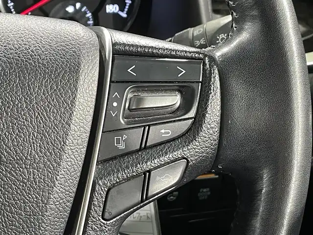 トヨタ アルファード S Cパッケージ 愛知県 2016(平28)年 8.7万km ホワイトパールクリスタルシャイン 純正10インチナビ/（Bluetooth/AM/FM/フルセグTV/CD）/サンルーフ/フリップダウンモニター/衝突軽減ブレーキ/両側電動スライドドア/レーダークルーズコントロール/三眼LEDヘッドライト/ETC/バックカメラ/ステアリングヒーター/パワーシート/電動リアゲート/コーナーセンサー/プッシュスタートボタン/スマートキー/純正18インチAW