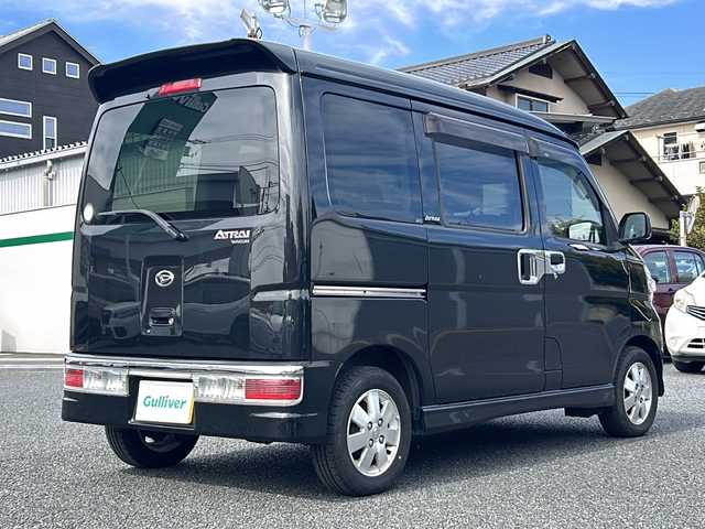 ダイハツ アトレー ワゴン カスタム ターボ RS 東京都 2015(平27)年 6.1万km ブラックマイカメタリック ワンオーナー/KENWOODミュージックデバイス（U585SD）/（USB/AUX）/ETC/純正フロアマット/純正13インチアルミホイール/ドアバイザー/両側スライドドア/保証書/取説書