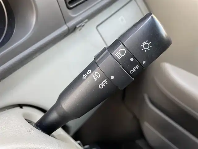 ダイハツ アトレー ワゴン カスタム ターボ RS 大阪府 2015(平27)年 6.1万km ブラックマイカメタリック (株)IDOMが運営する【じしゃロン東大阪店】の自社ローン対象車両になります。こちらは現金ご利用時の価格です。/自社ローンご希望の方は別途その旨お申付け下さい。/ワンオーナー/KENWOODミュージックデバイス（U585SD）/（USB/AUX）/ETC/ドライブレコーダー/リモコンキー/純正フロアマット/純正13インチアルミホイール/ドアバイザー/両側スライドドア/HIDヘッドライト/スペアリモコン＆キー/取説＆保証書