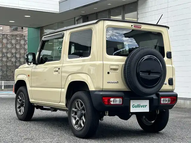スズキ ジムニー XC 愛知県 2019(平31)年 9.7万km シフォンアイボリーメタリックブラック2トーンルーフ ワンオーナー/社外メモリナビ(FM/AM/BT/CD/DVD/フルセグ)/デュアルセンサーブレーキサポート/5MT/4WD/ターボ/ドライブレコーダー/シートヒーター/LEDヘッドライト/フォグランプ/純正AW16インチ/電動格納ミラー/クルーズコントロール/ETC/純正フロアマット/プッシュスタート/スマートキー・スペアキー１本/ステアリングリモコン/ABS/取扱説明書・保証書