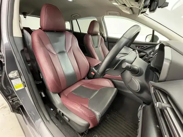 スバル レヴォーグ 1．8STIスポーツ EX 滋賀県 2021(令3)年 3.7万km マグネタイトグレーメタリック 純正11.6インチナビ/Bluetooth/USB/AppleCarPlay/AndroidAuto/フルセグテレビ/バックカメラ/アイサイトコアテクノロジー/・プリクラッシュブレーキ/・前側方プリクラッシュブレーキ/・緊急時プリクラッシュステアリング/・AT誤発進抑制制御/・先行車発進お知らせ機能/・全車速追従機能付クルーズコントロール/アイサイトXテクノロジー/・渋滞時ハンズオフアシスト/・アクティブレーンチェンジアシスト/・ドライバー異常時対応システム/・渋滞時発進アシスト/・カーブ前抑制機能/・料金所前速度制御/アイサイトセイフティプラス/・リアビークルディテクション/・エマージェンシーレーンキープアシスト/・アレイ式アダプティブドライビングビーム/視界拡張テクノロジー/・デジタルマルチビューモニター/・前側方警報アシスト/STiエアロ/レザーシート/D/N席パワーシート/全席シートヒーター/パワーリアゲート/パドルシフト/ドライブレコーダー/LEDヘッドライト/オートライト/プッシュスタート/スマートキー/スペアキー