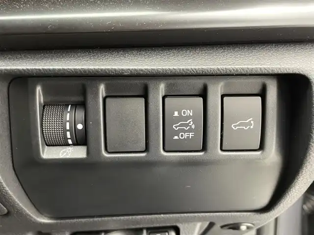 スバル レヴォーグ 1．8STIスポーツ EX 滋賀県 2021(令3)年 3.7万km マグネタイトグレーメタリック 純正11.6インチナビ/Bluetooth/USB/AppleCarPlay/AndroidAuto/フルセグテレビ/バックカメラ/アイサイトコアテクノロジー/・プリクラッシュブレーキ/・前側方プリクラッシュブレーキ/・緊急時プリクラッシュステアリング/・AT誤発進抑制制御/・先行車発進お知らせ機能/・全車速追従機能付クルーズコントロール/アイサイトXテクノロジー/・渋滞時ハンズオフアシスト/・アクティブレーンチェンジアシスト/・ドライバー異常時対応システム/・渋滞時発進アシスト/・カーブ前抑制機能/・料金所前速度制御/アイサイトセイフティプラス/・リアビークルディテクション/・エマージェンシーレーンキープアシスト/・アレイ式アダプティブドライビングビーム/視界拡張テクノロジー/・デジタルマルチビューモニター/・前側方警報アシスト/STiエアロ/レザーシート/D/N席パワーシート/全席シートヒーター/パワーリアゲート/パドルシフト/ドライブレコーダー/LEDヘッドライト/オートライト/プッシュスタート/スマートキー/スペアキー