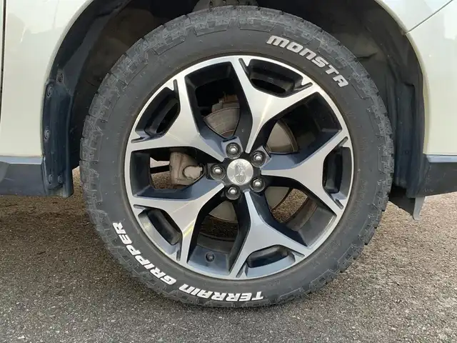 スバル フォレスター 2．0i－L アイサイト 福井県 2013(平25)年 8.6万km サテンホワイトパール (株)IDOMが運営する【じしゃロン福井店】の自社ローン対象車両になります。こちらは現金またはオートローンご利用時の価格です。自社ローンご希望の方は別途その旨お申付け下さい/アイサイト/純正ナビ（CD・DVD・BT接続可）/フルセグテレビ/バックカメラ/ETC/パワーシート（D席・N席）/シートヒーター（D席・N席）/パワーバックドア