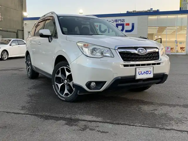 スバル フォレスター 2．0i－L アイサイト 福井県 2013(平25)年 8.6万km サテンホワイトパール (株)IDOMが運営する【じしゃロン福井店】の自社ローン対象車両になります。こちらは現金ご利用時の価格です。/自社ローンご希望の方は別途その旨お申付け下さい。/アイサイト/純正ナビ（CD・DVD・BT接続可）/フルセグテレビ/バックカメラ/ETC/パワーシート（D席・N席）/シートヒーター（D席・N席）/パワーバックドア
