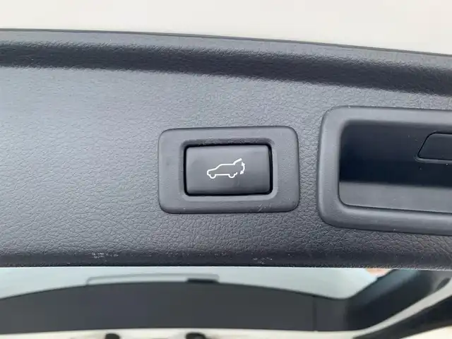 スバル フォレスター 2．0i－L アイサイト 福井県 2013(平25)年 8.6万km サテンホワイトパール (株)IDOMが運営する【じしゃロン福井店】の自社ローン対象車両になります。こちらは現金ご利用時の価格です。/自社ローンご希望の方は別途その旨お申付け下さい。/アイサイト/純正ナビ（CD・DVD・BT接続可）/フルセグテレビ/バックカメラ/ETC/パワーシート（D席・N席）/シートヒーター（D席・N席）/パワーバックドア