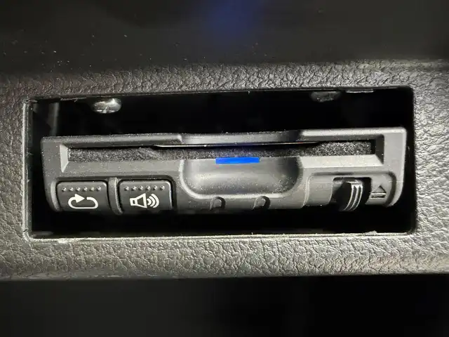 スズキ クロスビー HYBRID MZ 愛知県 2018(平30)年 5.9万km ピュアホワイトP 社外ナビ　AVICーRL901/（CD・DVD・Bluetooth・フルセグTV）/車内ルーフラック/ETC/クルーズコントロール/前席シートヒーター/クリアランスソナー/パドルシフト/ダウンヒルアシスト/ステアリングリモコン/レーンキープアシスト/衝突軽減ブレーキ/コーナーセンサー/横滑り防止装置/盗難防止装置/LEDオートライト/純正フロアマット/社外アルミホイール（JOKER）/スマートキー/アイドリングストップ/走行モード切替/シートバックテーブル/ドアバイザー/スタッドレスタイヤ付きAW4本