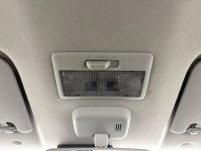 スズキ クロスビー HYBRID MZ 愛知県 2018(平30)年 5.9万km ピュアホワイトP 社外ナビ　AVICーRL901/（CD・DVD・Bluetooth・フルセグTV）/車内ルーフラック/ETC/クルーズコントロール/前席シートヒーター/クリアランスソナー/パドルシフト/ダウンヒルアシスト/ステアリングリモコン/レーンキープアシスト/衝突軽減ブレーキ/コーナーセンサー/横滑り防止装置/盗難防止装置/LEDオートライト/純正フロアマット/社外アルミホイール（JOKER）/スマートキー/アイドリングストップ/走行モード切替/シートバックテーブル/ドアバイザー/スタッドレスタイヤ付きAW4本