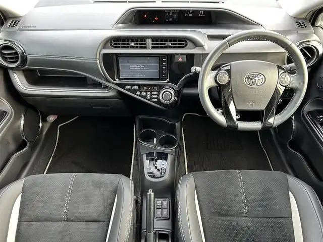 トヨタ アクア G G’s 愛媛県 2015(平27)年 8.1万km ライムホワイトパールクリスタルシャイン 純正ナビ/フルセグTV/バックカメラ/クルーズコントロール/ETC/スマートキー/スペアキー/プッシュスタート/純正AW/純正フロアマット/ハーフレザーシート/シートヒーター/ステアリングスイッチ/電格ミラー