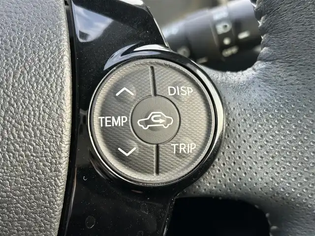 トヨタ アクア G G’s 愛媛県 2015(平27)年 8.1万km ライムホワイトパールクリスタルシャイン 純正ナビ/フルセグTV/バックカメラ/クルーズコントロール/ETC/スマートキー/スペアキー/プッシュスタート/純正AW/純正フロアマット/ハーフレザーシート/シートヒーター/ステアリングスイッチ/電格ミラー