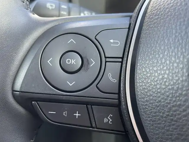 トヨタ ＲＡＶ４ アドベンチャー オフロードPKGⅡ 大阪府 2022(令4)年 1.8万km アティチュードブラックマイカ ワンオーナー/純正10.5インチディスプレイオーディオナビ /   フルセグTV/Bluetooth/USB /バックモニター/衝突軽減ブレーキ/コーナーセンサー/ブラインドスポットモニター/エアシートヒーター /クルーズコントロール /レーンキープアシスト/前席パワーシート（運転席のみメモリー付き） /ステアリングヒーター/オートマチックハイビーム/ダウンヒルアシストコントロール/純正18インチアルミホイール /ルーフレール /純正フロアマット　/スマートキー /ETC2.0/LED/取扱説明書