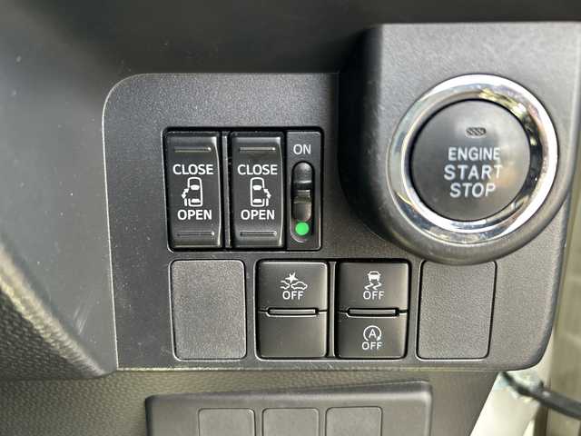 トヨタ ルーミー カスタムG－T 愛媛県 2018(平30)年 4.9万km パールホワイトⅢ 純正ナビ/Bluetooth/CD/DVD/フルセグ/SD/バックカメラ/全方位カメラ/モデリスタエアロ/両側パワースライドドア/純正15インチAW/純正フロアマット/全席シートヒーター/クルーズコントロール/ETC/スマートキー/スペアキー/プッシュスタート/オートLEDヘッドライト/レーンキープアシスト/保証書/取扱説明書