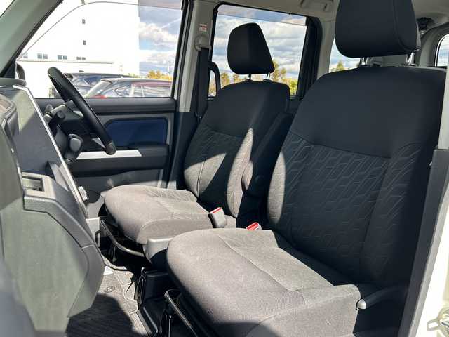 トヨタ ルーミー カスタムG－T 愛媛県 2018(平30)年 4.9万km パールホワイトⅢ 純正ナビ/Bluetooth/CD/DVD/フルセグ/SD/バックカメラ/全方位カメラ/モデリスタエアロ/両側パワースライドドア/純正15インチAW/純正フロアマット/全席シートヒーター/クルーズコントロール/ETC/スマートキー/スペアキー/プッシュスタート/オートLEDヘッドライト/レーンキープアシスト/保証書/取扱説明書