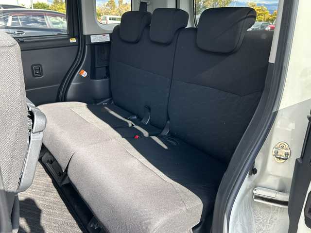 トヨタ ルーミー カスタムG－T 愛媛県 2018(平30)年 4.9万km パールホワイトⅢ 純正ナビ/Bluetooth/CD/DVD/フルセグ/SD/バックカメラ/全方位カメラ/モデリスタエアロ/両側パワースライドドア/純正15インチAW/純正フロアマット/全席シートヒーター/クルーズコントロール/ETC/スマートキー/スペアキー/プッシュスタート/オートLEDヘッドライト/レーンキープアシスト/保証書/取扱説明書